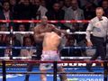 Pokazali nagranie. Tak Usyk zakończył mistrzowską walkę