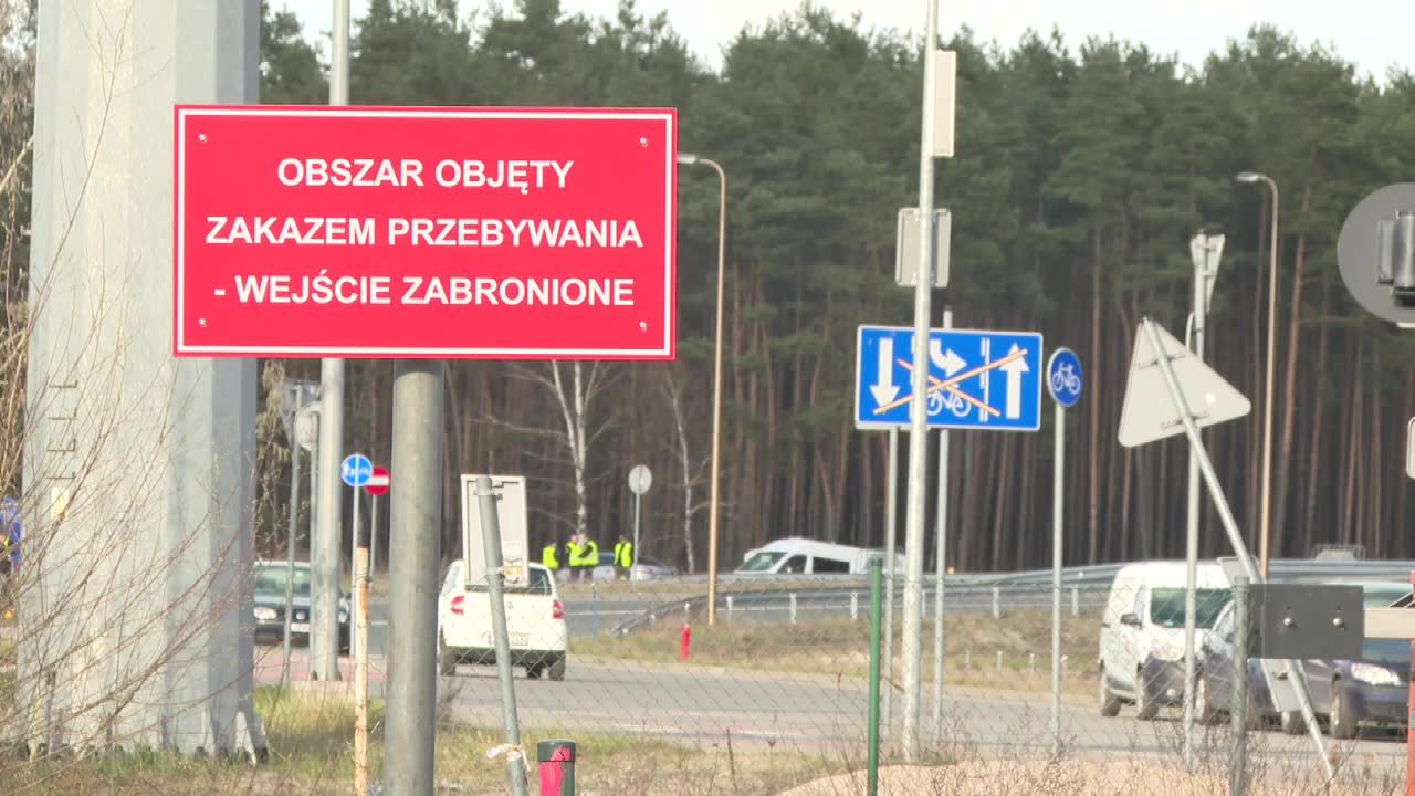 Teren wokół gazoportu w Świnoujściu zamknięty, dwa największe zabytki miasta i część plaży odcięte