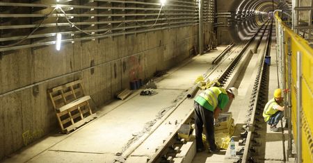 Warszawa. Nowe odcinki metra. Jeszcze trochę cierpliwości