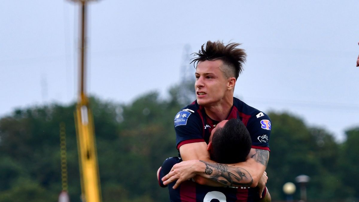 PAP / Marcin Bielecki / Na zdjęciu: piłkarze Pogoni Szczecin