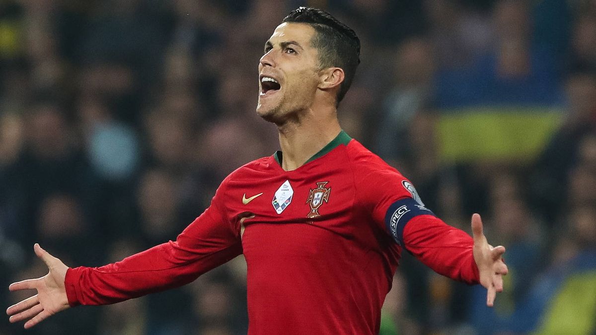 PAP/EPA / PAULO NOVAIS / Na zdjęciu: Cristiano Ronaldo 