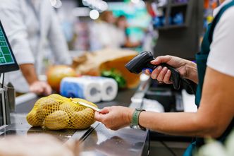 Pracowała 32 lata. Dostała list z ZUS. "Nie mogłam uwierzyć"