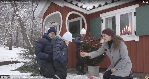 Szwedzka rodzina królewska pokazała zdjęcia z kartek świątecznych