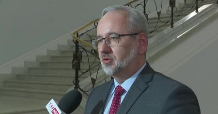 Sejm podtrzymał senackie weto wobec ustawy Niedzielskiego. Minister ma pretensje do dwóch posłanek PiS