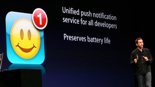 Aplikacje pracujące "w tle" dopiero w firmware 3.0? 1