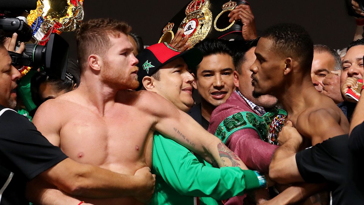 Zdjęcie okładkowe artykułu: Getty Images / Al Bello / Na zdjęciu: Saul Alvarez i Daniel Jacobs