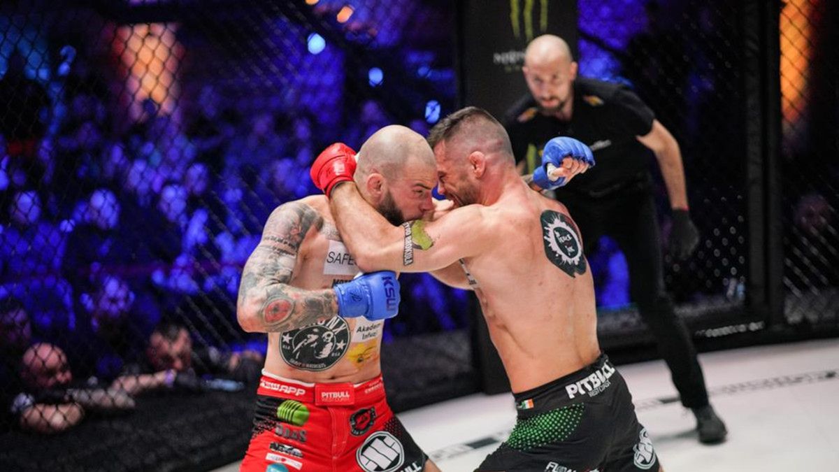 Materiały prasowe / KSW / Na zdjęciu: walka Paweł Polityło - Patryk Chrobak