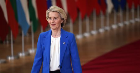"Nie opuścimy posiedzenia". Stanowcze słowa von der Leyen