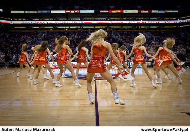 Dziewczyny reprezentowały Polskę na meczu ligi NBA!