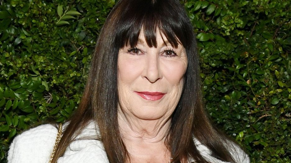 Anjelica Huston wygrała walkę z nowotworem