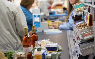 Dane o gospodarce załamały ekonomistów. "Sektor konsumencki w głębokiej recesji"