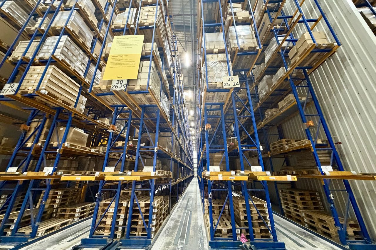 Centrala Hama - magazyn wysokiego składowania manualny