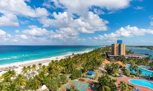 Fatalna sytuacja na wakacyjnej wyspie. Brakuje nie tylko paliwa. Co z wycieczkami?