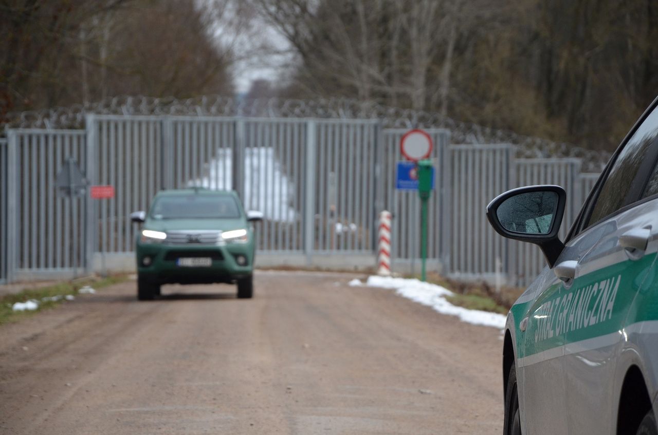 Luksusowe auta jadą do Rosji. Bogaci znaleźli sposób na sankcje