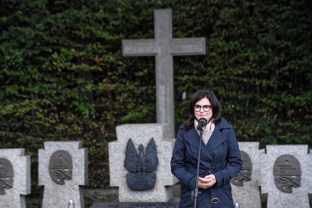 Aleksandra Dulkiewicz na Westerplatte w Gdańsku (amb) PAP/Marcin Gadomski