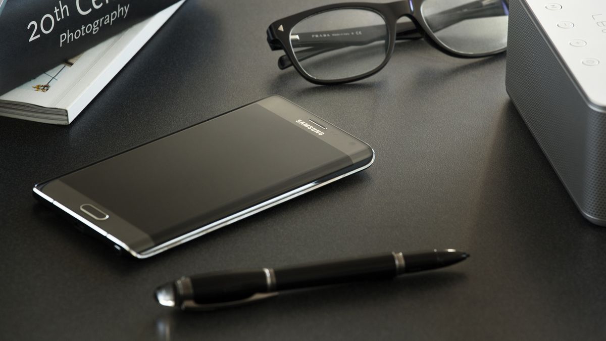 Samsung Galaxy Note 6/7 na renderze 1