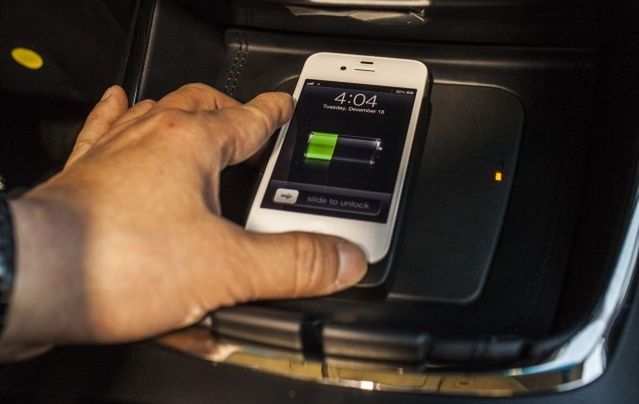 Ładowanie smartfonów w samochodzie wejdzie na nowy poziom?