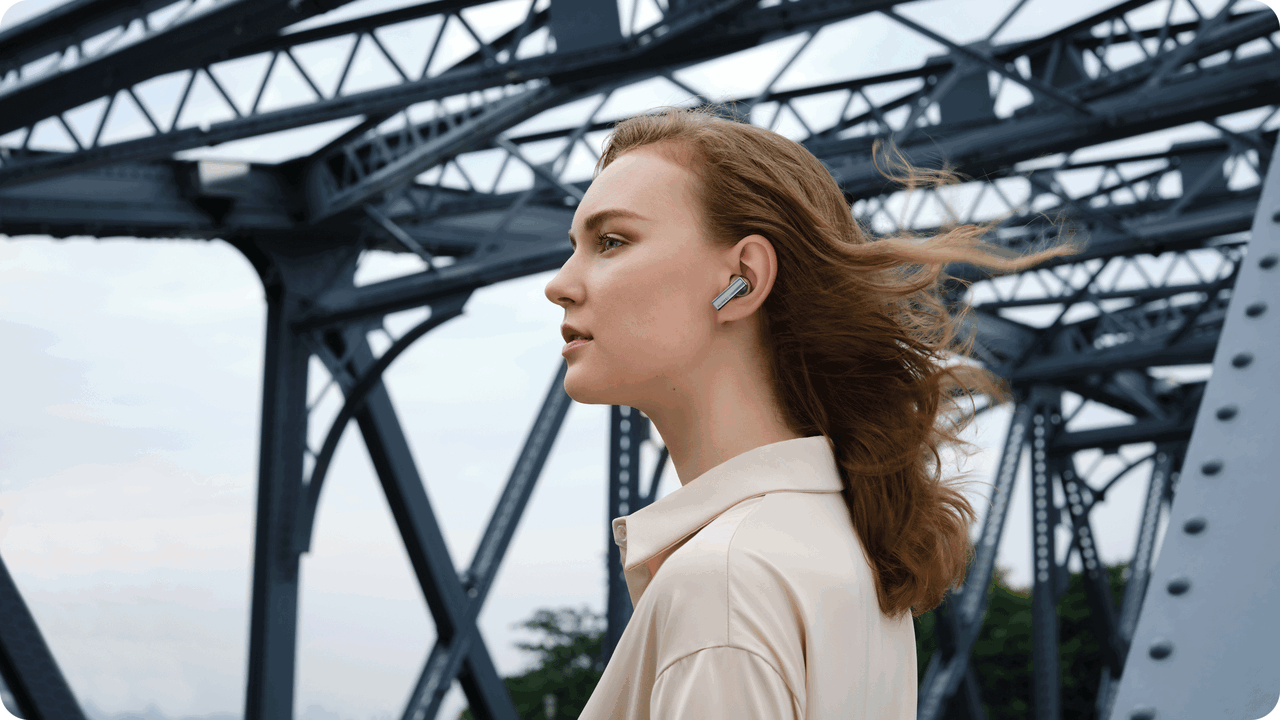 Huawei FreeBuds Pro: słuchawki, które rozpoznają hałas i same włączą odpowiednie wyciszenie