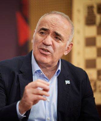 Kasparow o  Rybusie: Dla mnie sprawa jest jasna. To powinniście z nim zrobić!