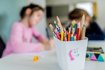 Tarnobrzeg: Miejski Konkurs Plastyczny. Dzieci malowały pory roku