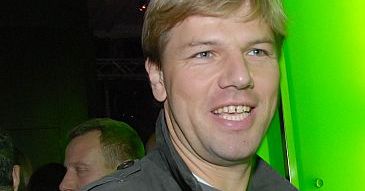 Brzozowski "daje łyka"