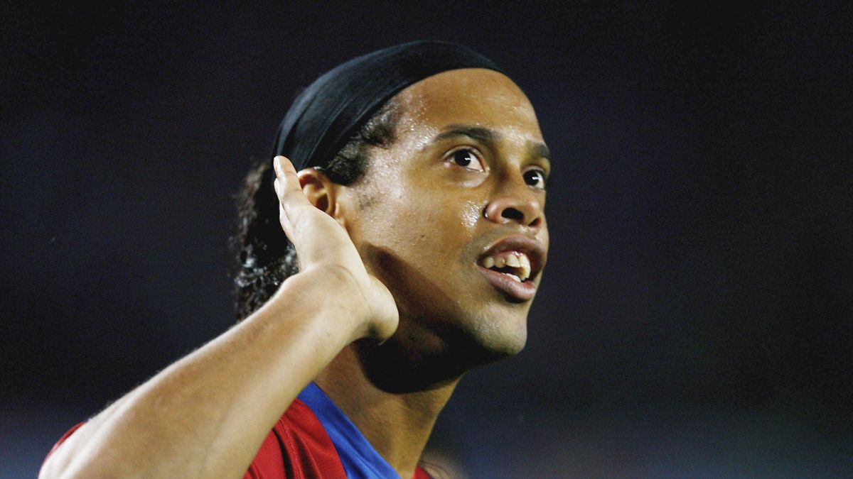 Zdjęcie okładkowe artykułu: Getty Images / Shaun Botterill / Na zdjęciu: Ronaldinho