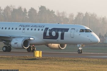 Wyciek danych w LOT. Stewardzi dostali dokumentację kolegów