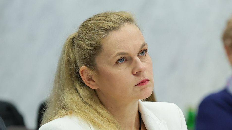Barbara Nowacka skrytykowała podręcznik prof. Roszkowskiego