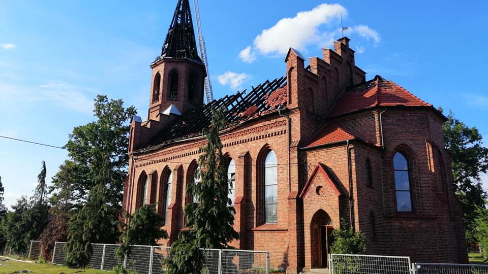 Parafianie są oburzeni działaniami kurii 