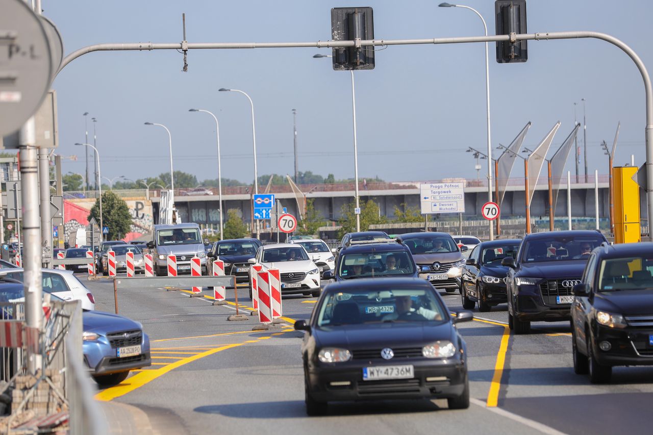 Język gestów, którymi posługiwali się kierowcy, bardzo zubożał. Częściej na drogach wyrażane są negatywne emocje