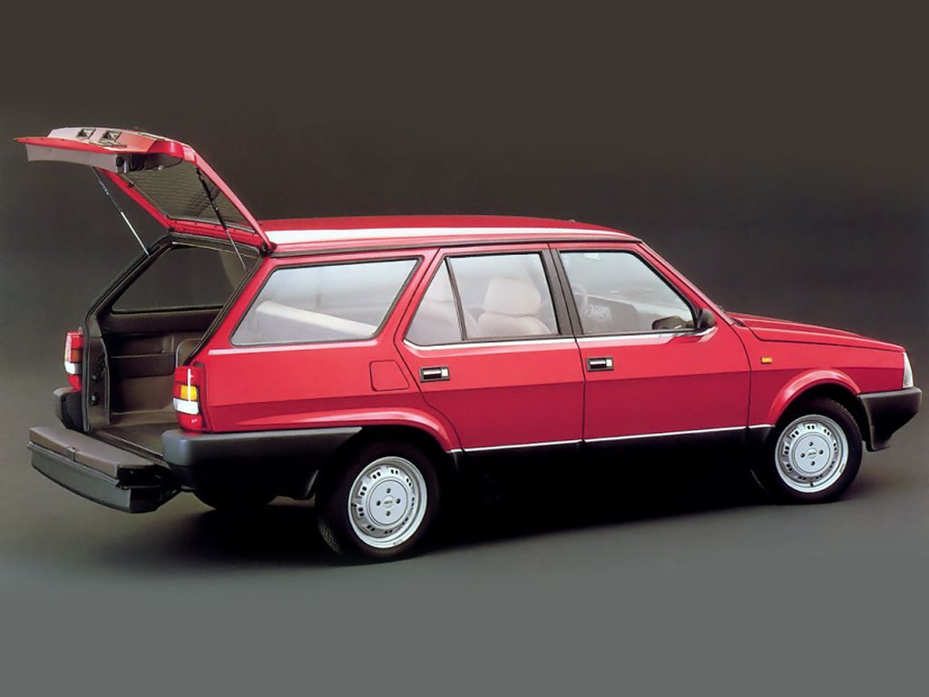 Jak przez lata zmieniał się Fiat? [galeria] 37