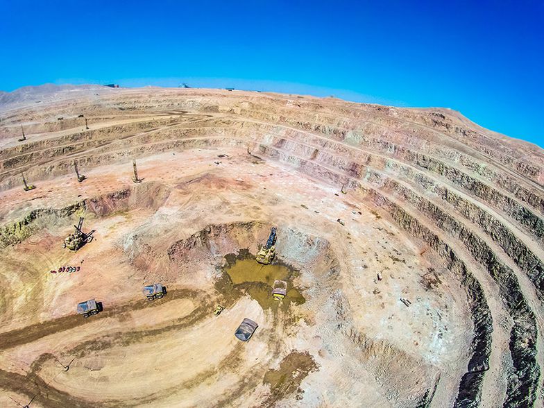 Inwestycje KGHM. Dziś otwarcie kopalni miedzi w Chile