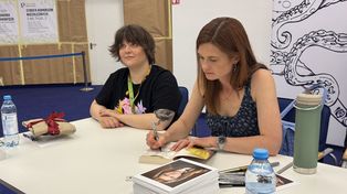 Zagrała Ginny Weasley w Harrym Potterze. Aktorka Bonnie Wright rozdaje autografy na Pyrkonie w Poznaniu