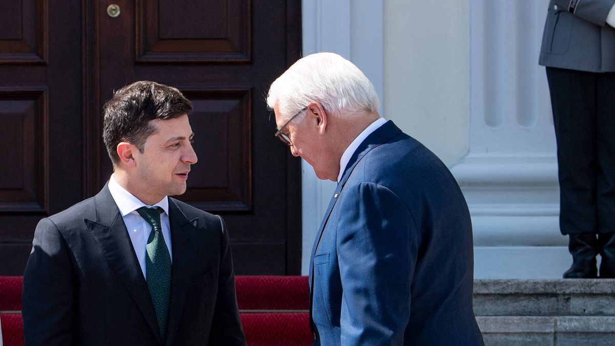 Steinmeier w rozmowie z Zełenskim miał żądać wyjaśnień, czemu jego wizyta w Kijowie została odwołana 