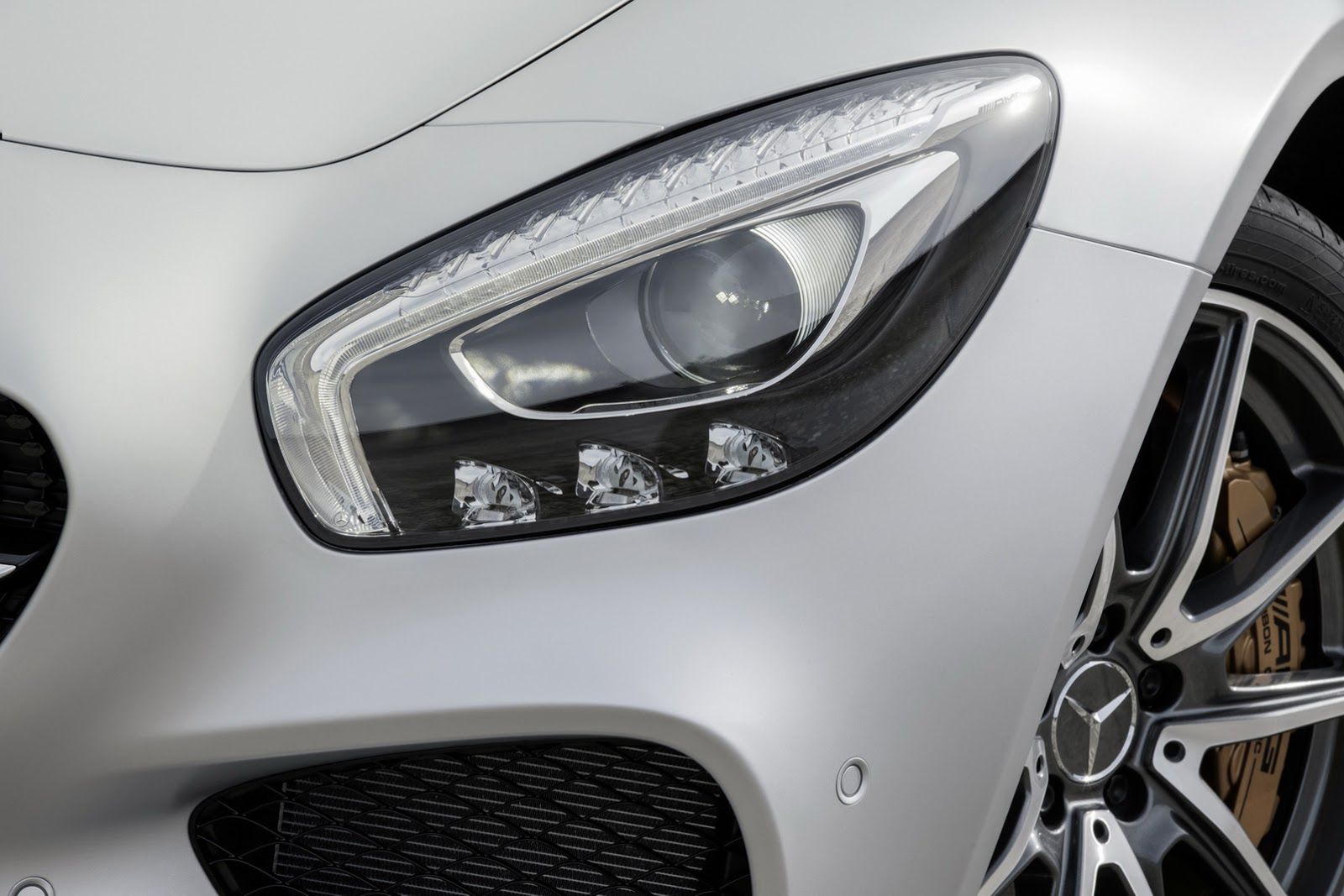 Mercedes-AMG GT na ponad 180 zdjęciach! 127