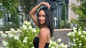 Oto żona bohatera Polaków. Za mężem przyleciała do Katowic