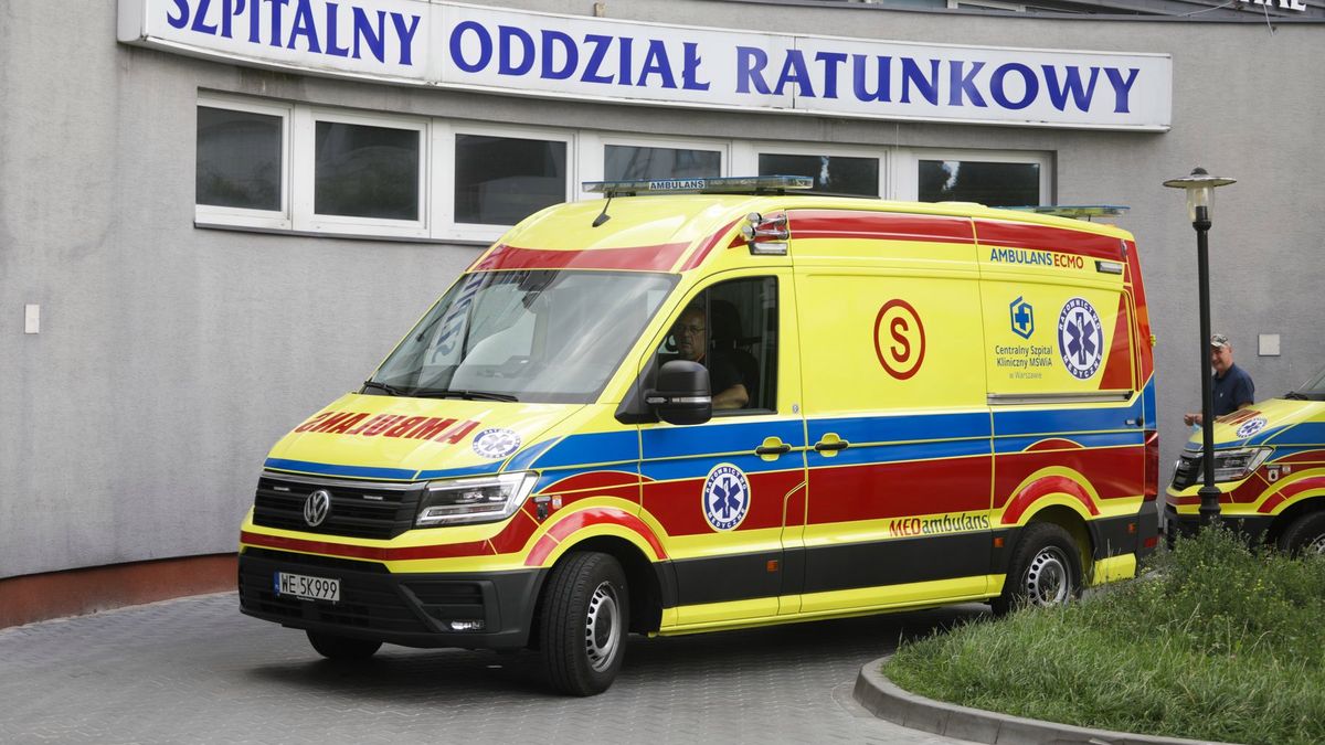 PAP / Albert Zawada / Ambulans