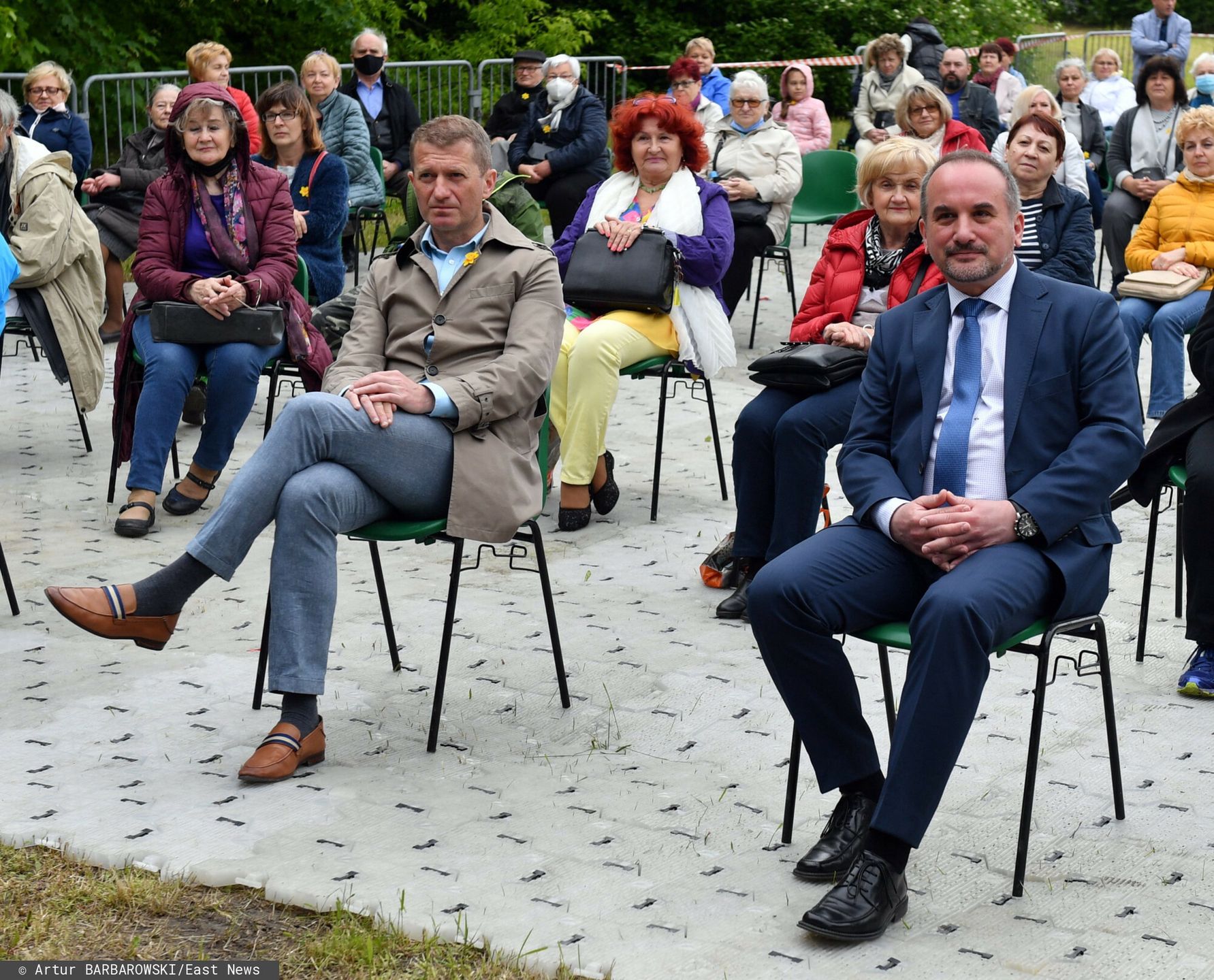 Publiczność na koncercie plenerowym w Nowej Hucie