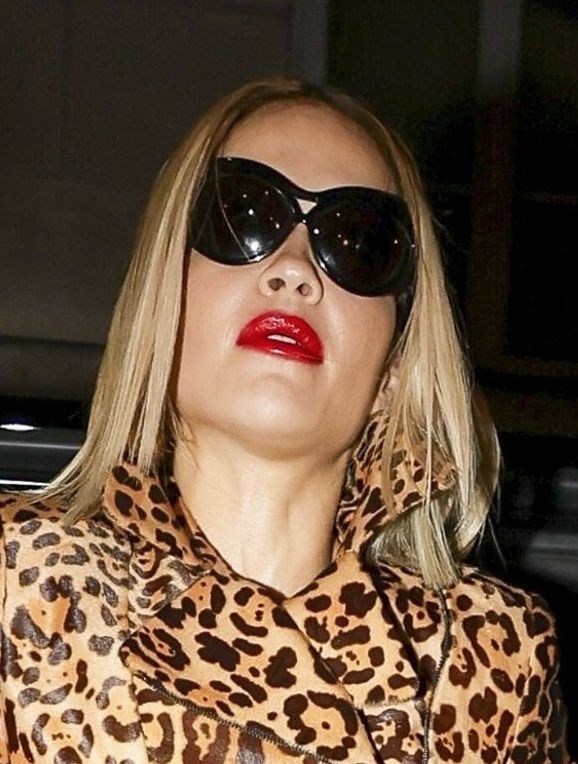 Rita Ora na Paris Fashion Week