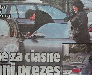 "Laska" Kammela nie mieści się do porsche!