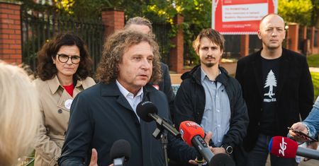 Obiecał, że zrobi to po przegranej PiS. Zmienił się nie do poznania