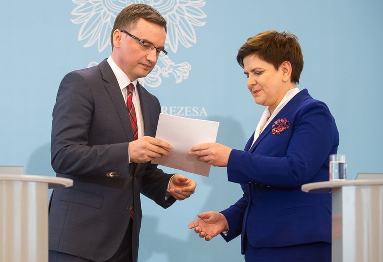 Komisja rozliczy reprywatyzację. To teraz projekt rządowy