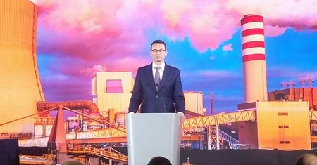 Elektrownia Kozienice ma nowy blok energetyczny. Morawiecki nie może się nachwalić
