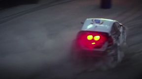 Wyścig rajdówki z dronem