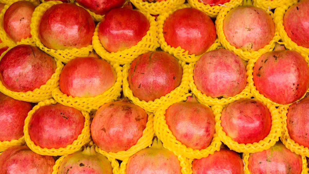 Jakie właściwości mają granaty?