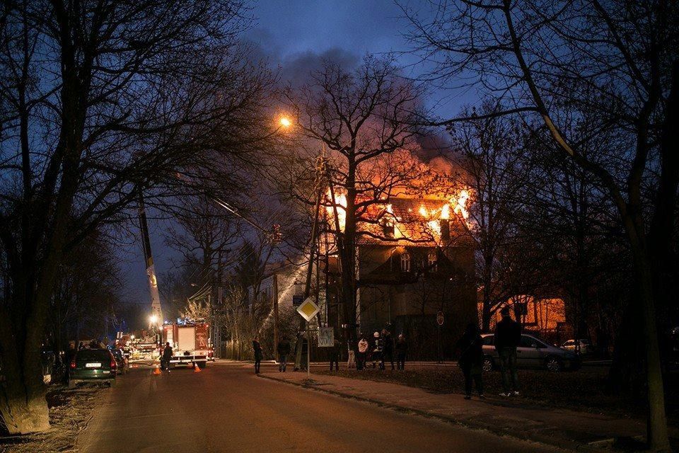 Seria pożarów w Milanówku. Mieszkańcy apelują o pomoc