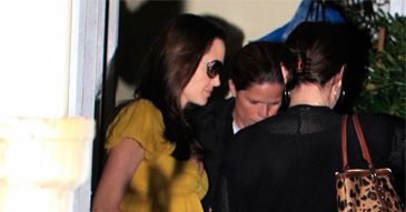 Angelina Jolie na kolacji z nieznajomym!