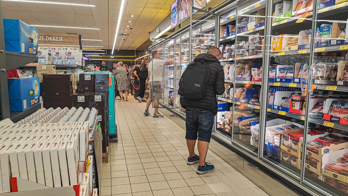 Atmosfera w sklepach sieci Biedronka jest coraz bardziej napięta