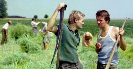 "Daleko od szosy": Minęło 35 lat od pierwszej emisji serialu