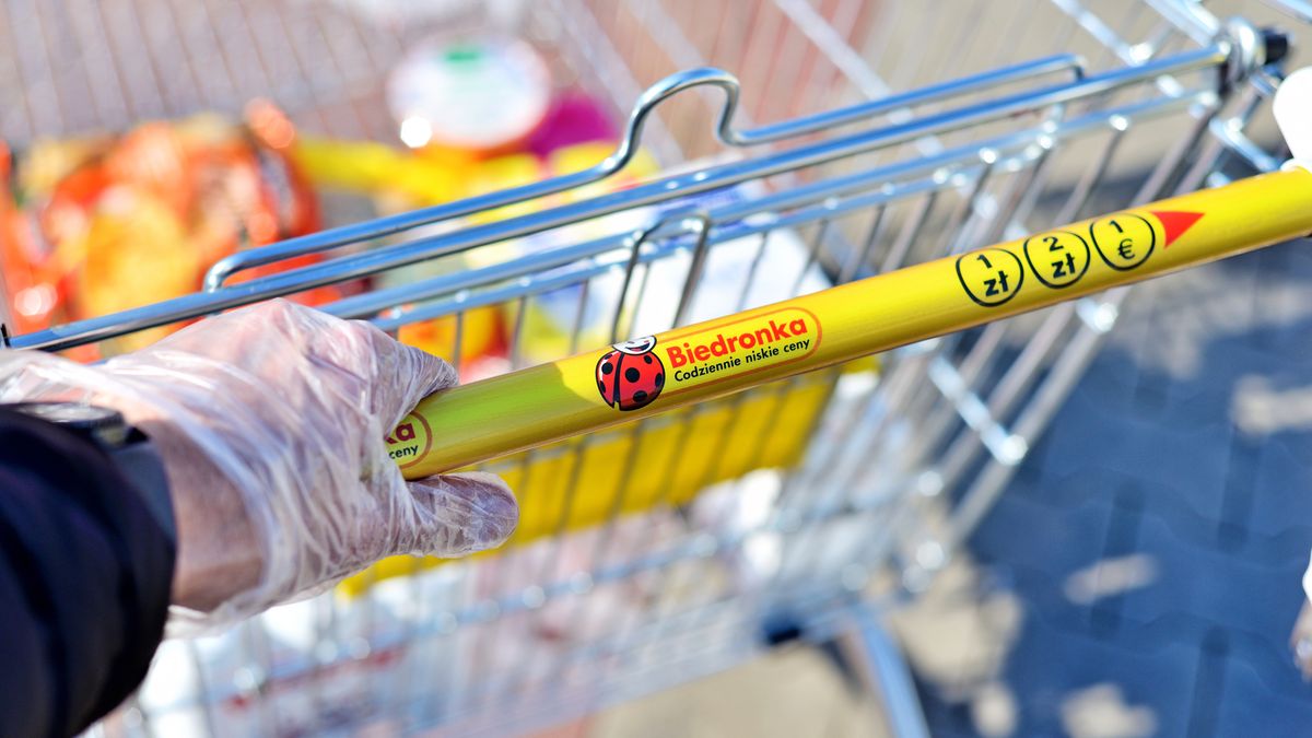 Biedronka podpisała umowę z Pocztą Polską 